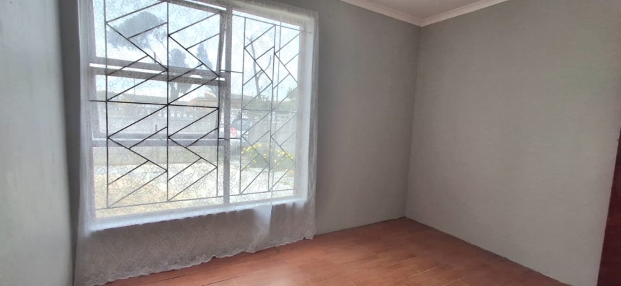 2 Bedroom Property for Sale in Heather Park Western Cape